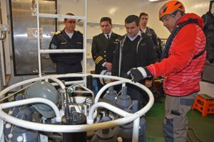 1. barco cientifico